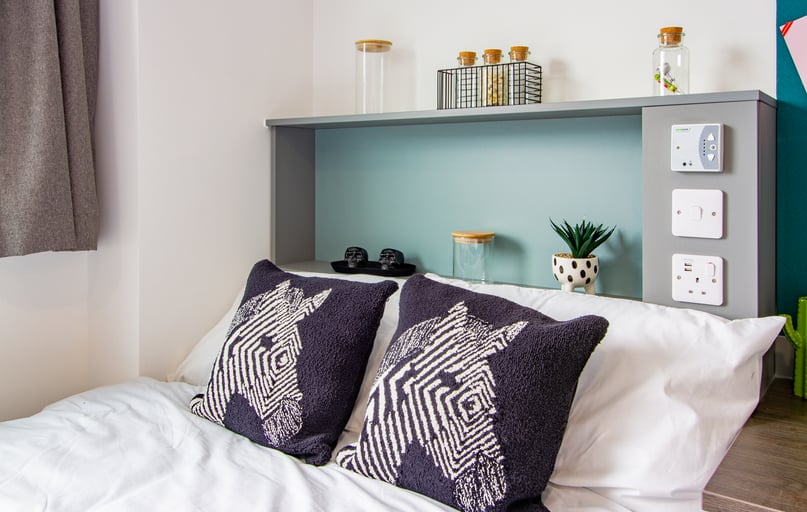 Accessible Silver Studio, The Gate, Eyre Street, Sheffield Hallam University, Sheffield - Image 1
